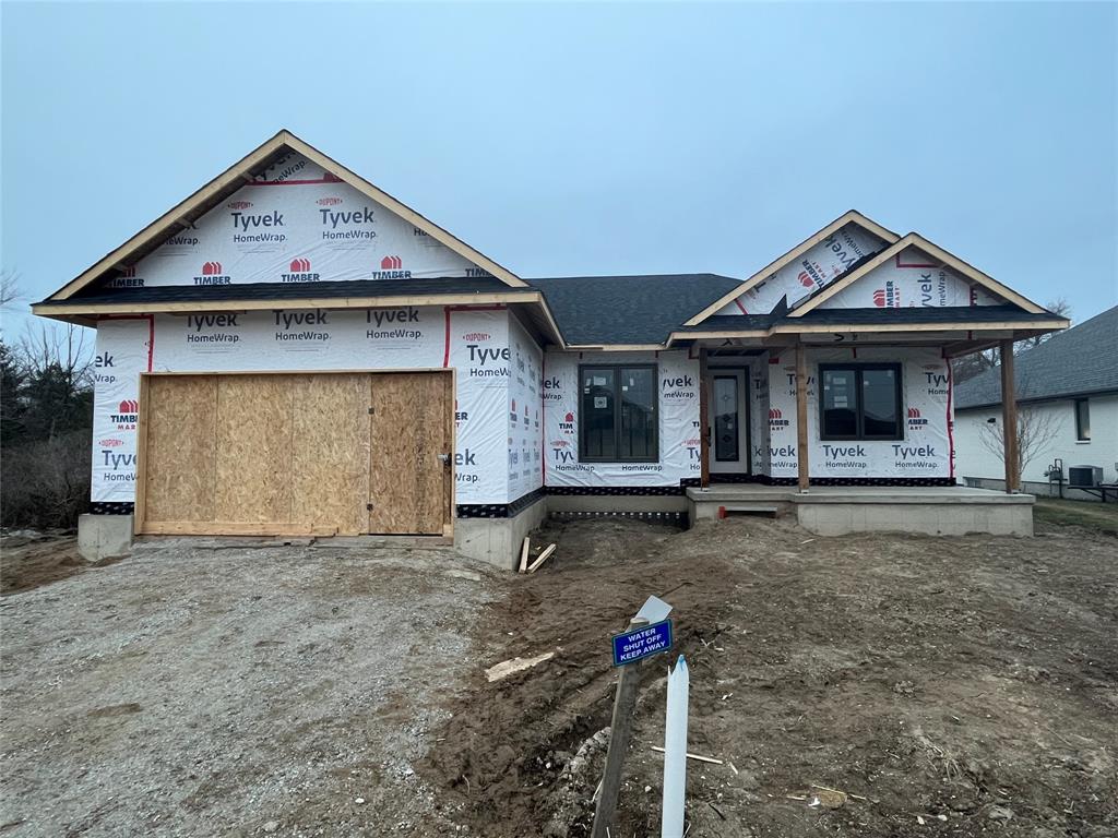 3902 ARIE Court, Plympton-wyoming, Ontario (ID 22024830)