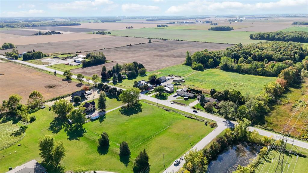 3164 NAUVOO Road, Brooke-alvinston, Ontario (ID 25024845)