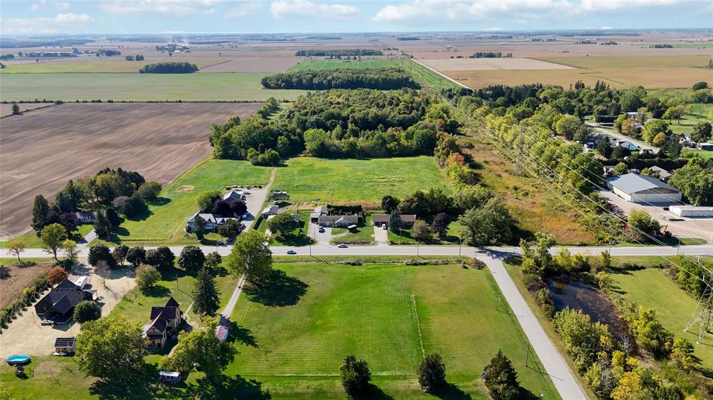 3164 NAUVOO Road, Brooke-alvinston, Ontario (ID 25024845)