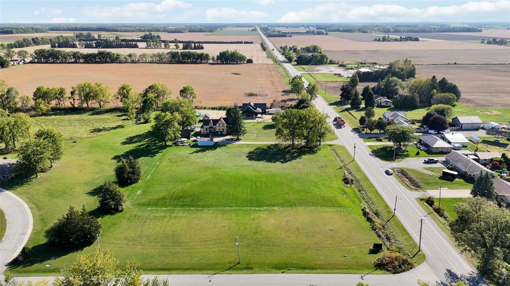 3164 NAUVOO Road, Brooke-alvinston, Ontario (ID 25024845)