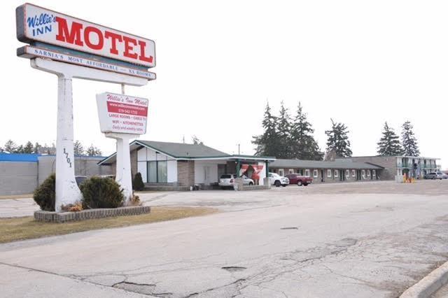 1701 LONDON Line, Sarnia, Ontario (ID 25007080)