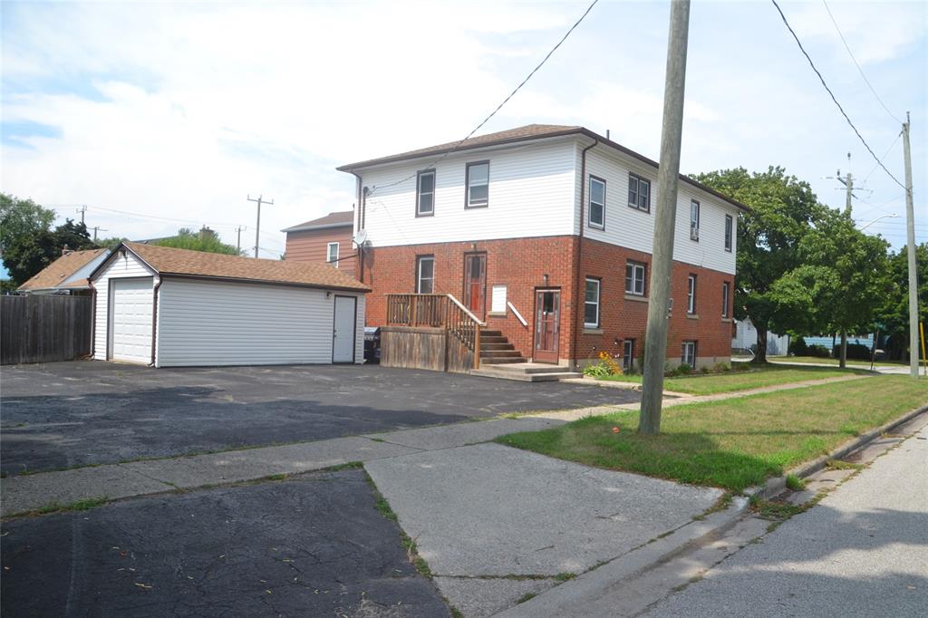 377 NELSON Street, Sarnia, Ontario (ID 22016600)