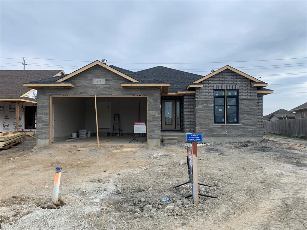 73 KAMAL Drive, Sarnia, Ontario (ID 21004244)