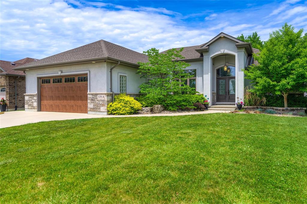 6864 CREEKSIDE Drive, Plympton-wyoming, Ontario (ID 22006552)