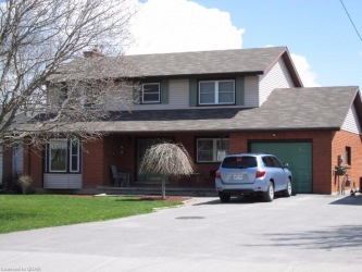 211 St.Lawrence St, Madoc, Ontario