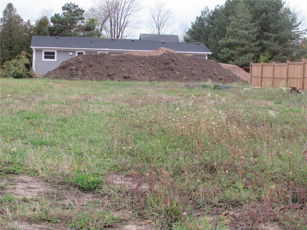 28 THIMBLEWEED Drive, Bayfield, Ontario (ID 230979)