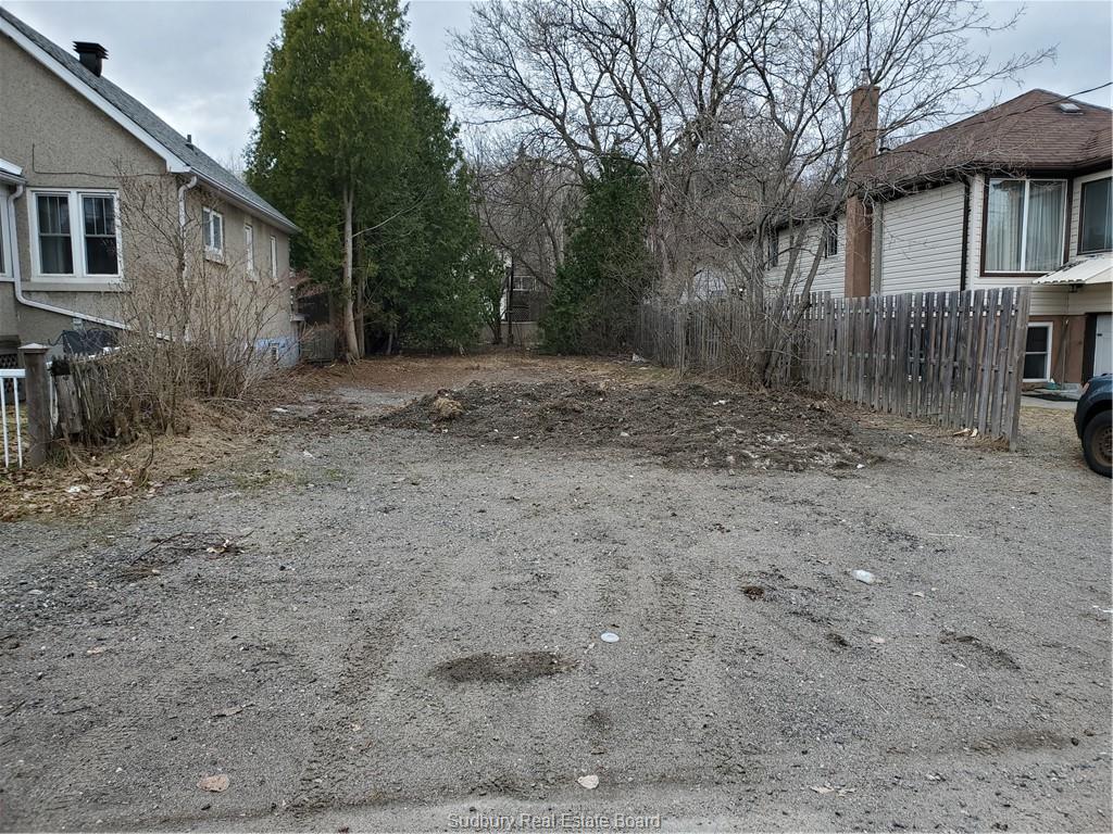 523 Tedman Street, Sudbury, Ontario (ID 2110608)