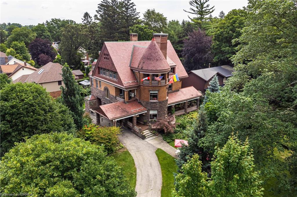 210 VANSITTART Avenue, Woodstock, Ontario (ID 40169480)