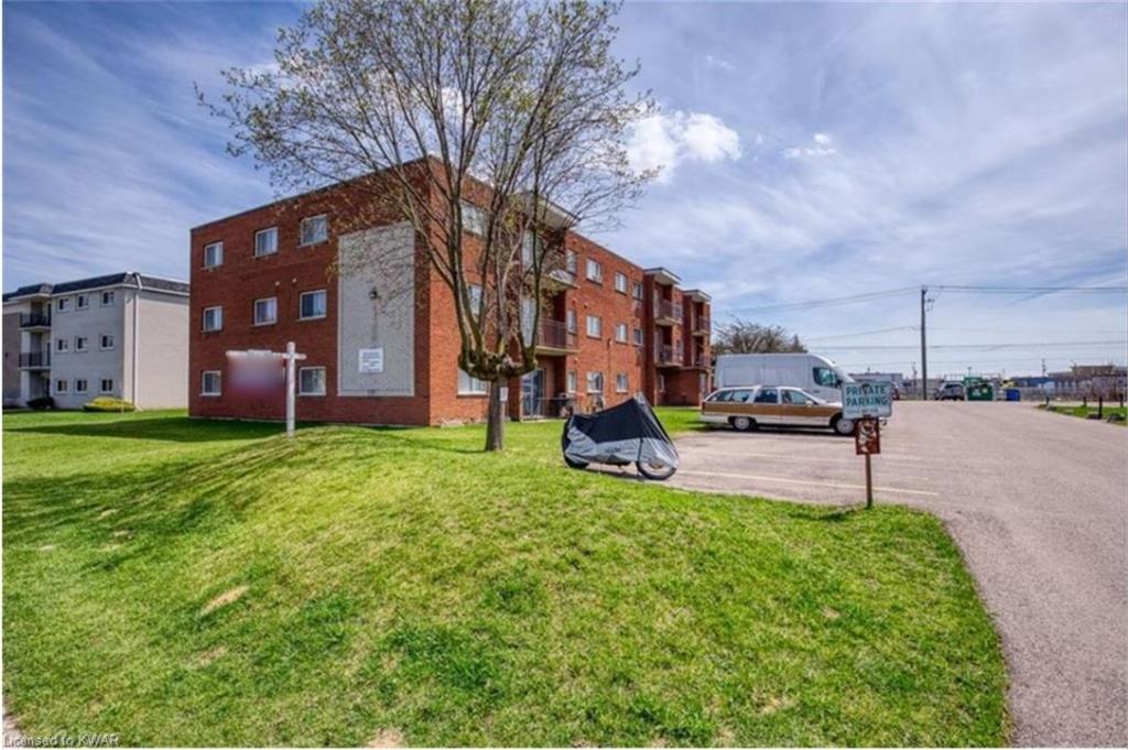 267 TRAYNOR Avenue, Kitchener, Ontario (ID 40097413)