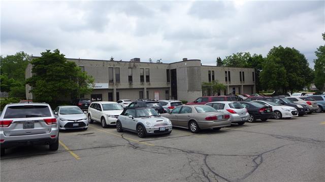 B211 325 West Street, Brantford, Ontario (ID 30666279)