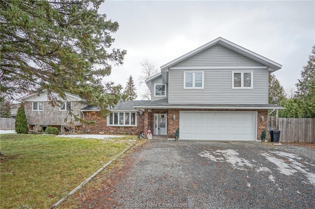 1095 Pine Court, Hanmer, Ontario (ID 2083555)