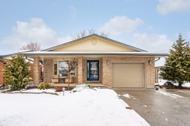 188 Foxhunt Road, Waterloo, Ontario