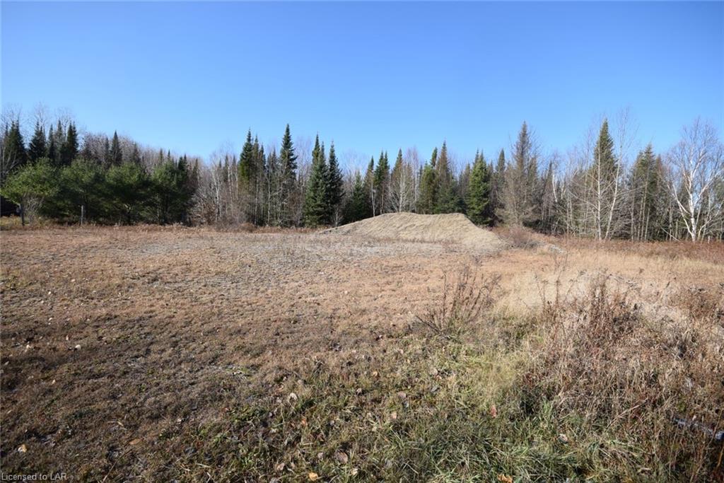 - HARBURN Road, Haliburton, Ontario (ID 40041379)