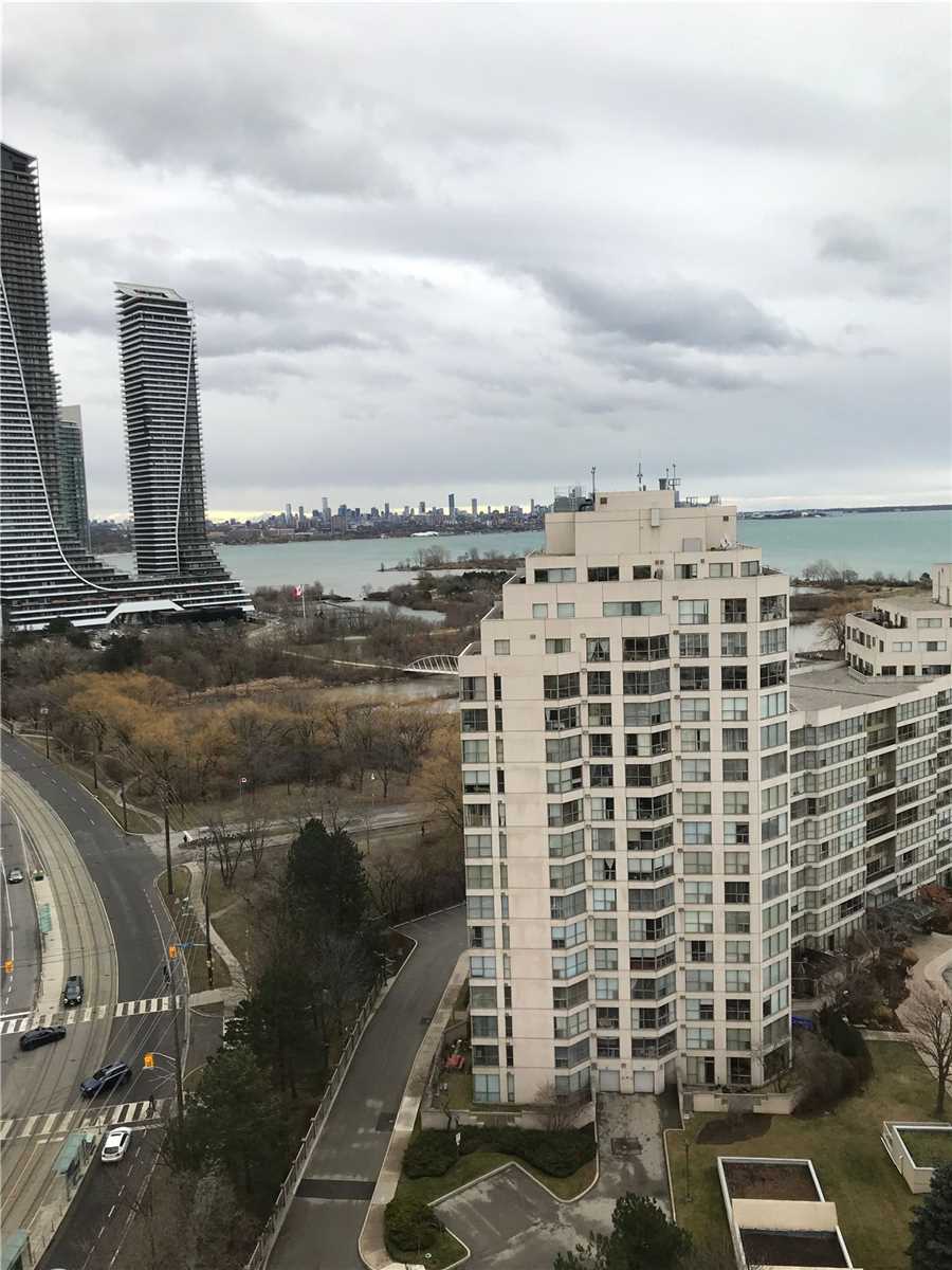 2269 Lakeshore Blvd W, Toronto, Ontario (ID W4660721)