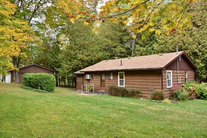 493824 Baptist Church Rd, Priceville, Ontario