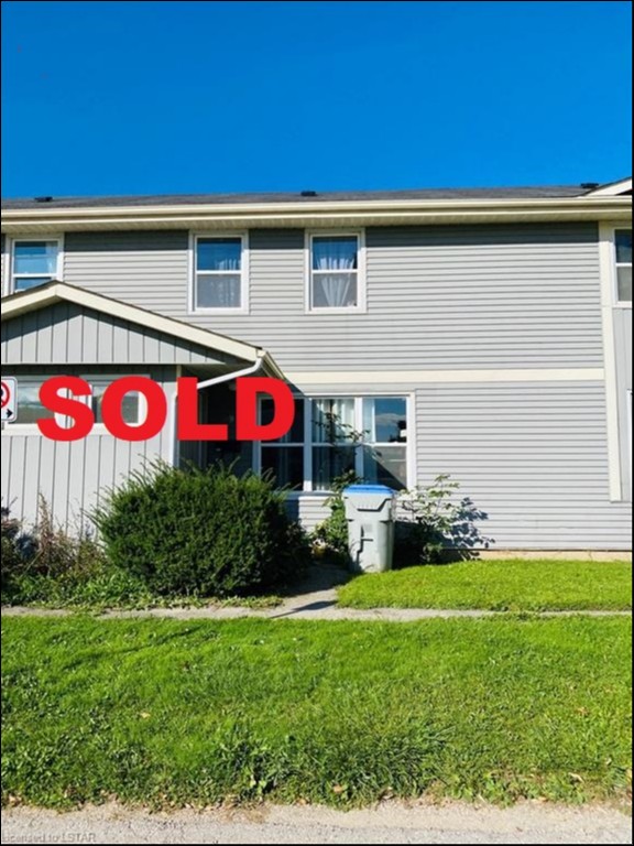 9 ST CHARLES Street Unit# 9, Clinton, Ontario (ID 40022861)
