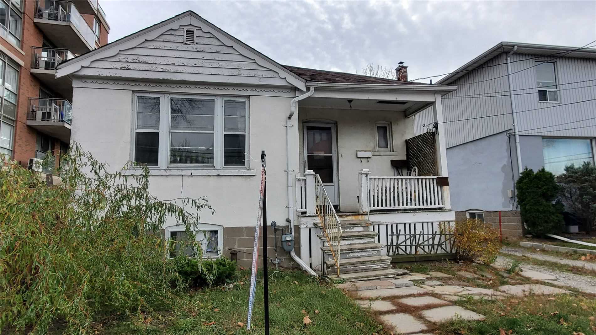 809 Sheppard Ave W, Toronto, Ontario (ID C4994720)