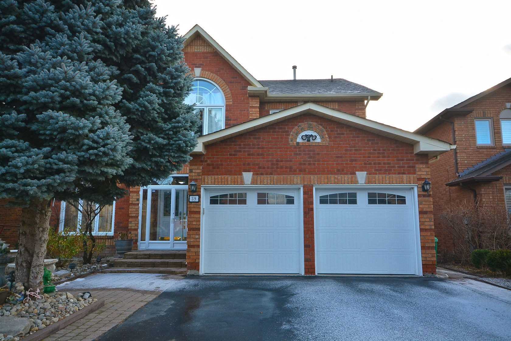 39 Kenpark Ave, Brampton, Ontario (ID W5070409)