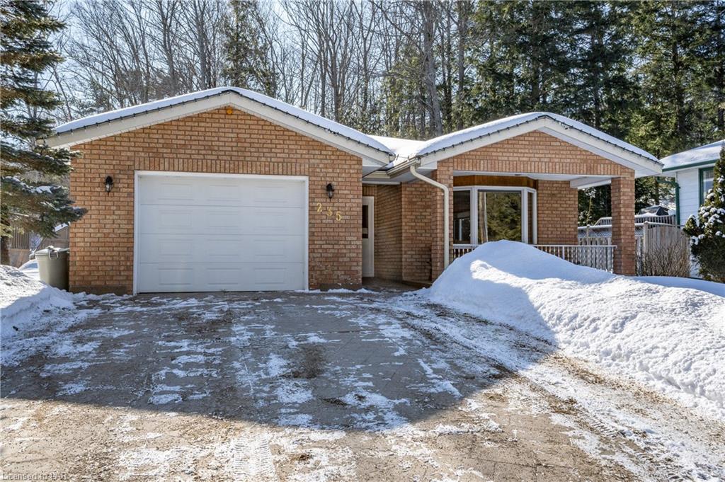 235 SEGWUN Boulevard, Gravenhurst, Ontario (ID 243621)
