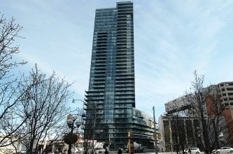 825 Church St, Toronto, Ontario (ID C4974639)