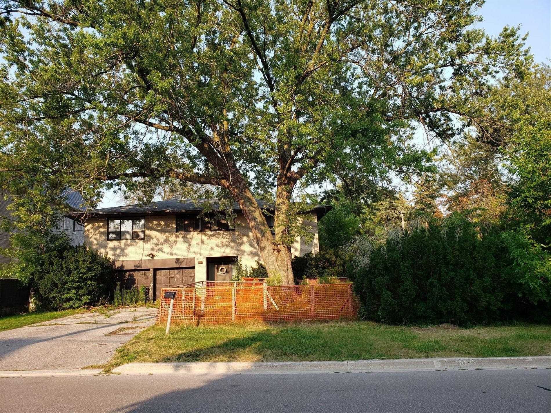 25 Berkindale Dr, Toronto, Ontario (ID C5353045)