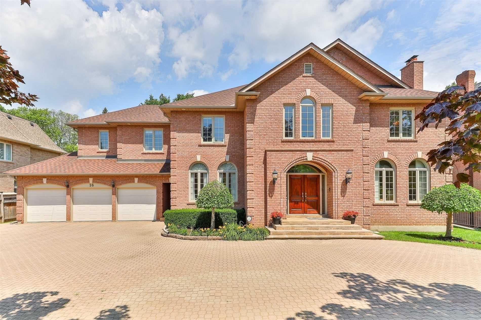 16 Wimpole Dr, Toronto, Ontario (ID C5557653)