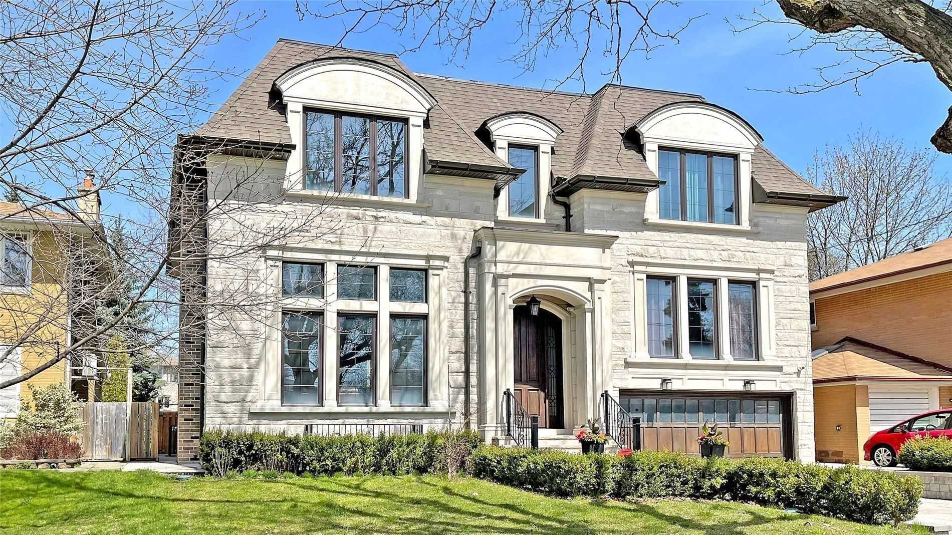 264 Dunforest Ave, Toronto, Ontario (ID C5624903)