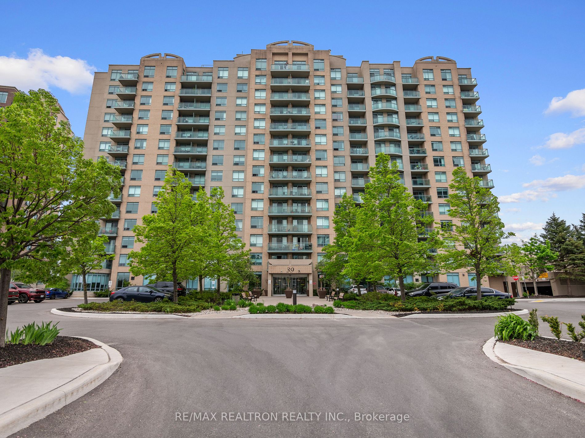 39 Oneida Cres, Richmond Hill, Ontario (ID N6028180)