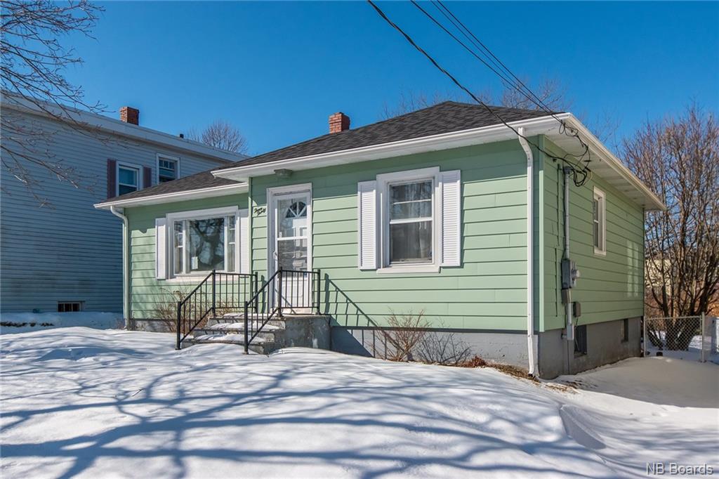 330 Woodville, Saint John, New Brunswick (ID NB040723)
