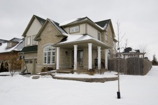 2 CLARIDGE CRES, Whitby, Ontario (ID 180901003700613)