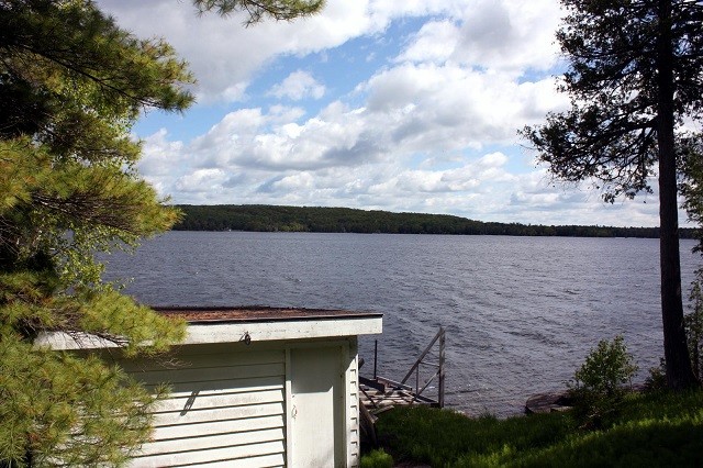 2552 BIRDS HILL LANE, Buckhorn, Ontario (ID 151602000645200)