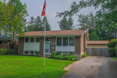 1232 Kaladar Dr., London, Ontario
