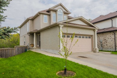 1617 Blackmaple Cres., London, Ontario