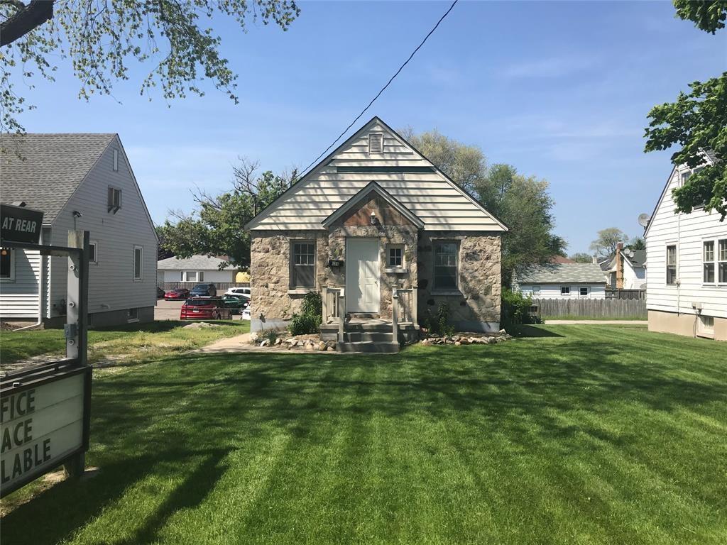784 LONDON Road, Sarnia, Ontario (ID 19012330)
