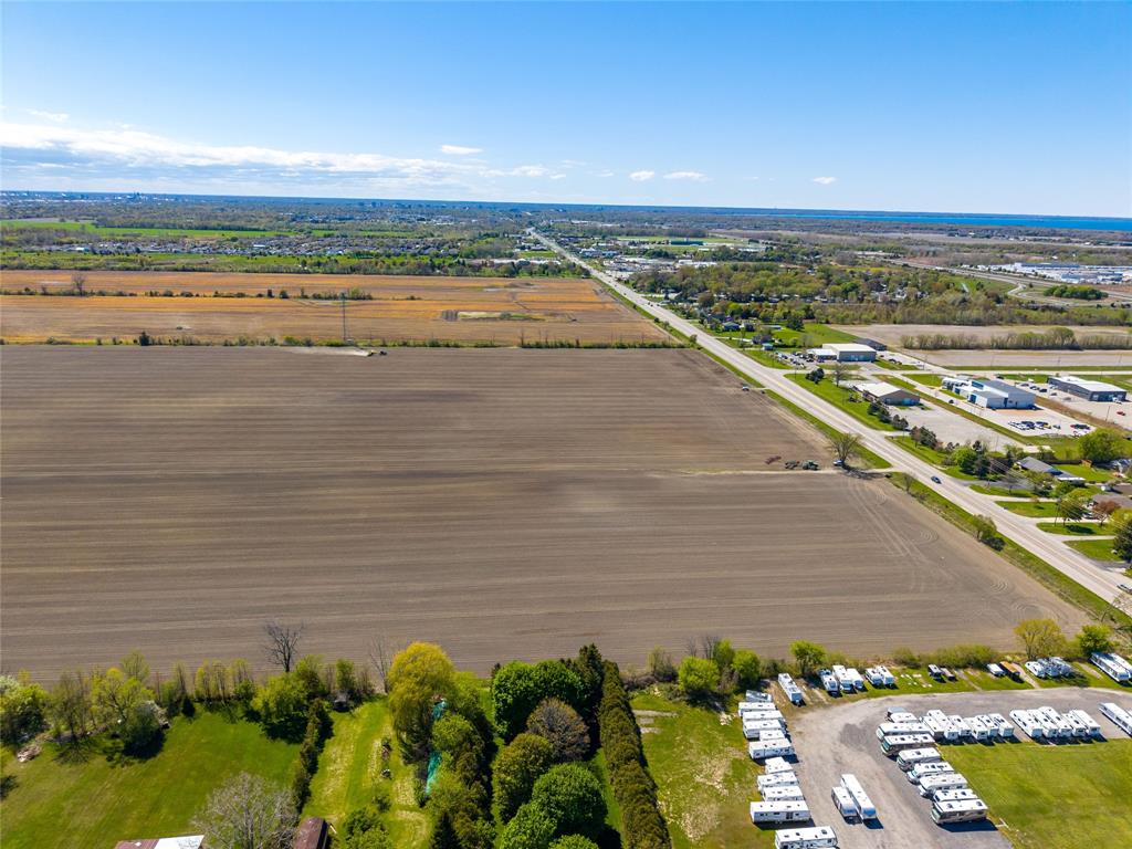 2053 LONDON Line, Sarnia, Ontario (ID 26010737)