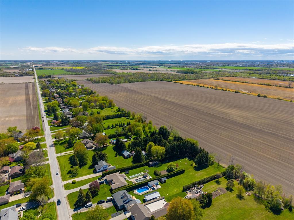 2053 LONDON Line, Sarnia, Ontario (ID 26010737)