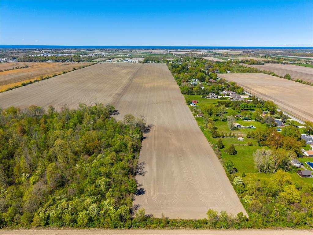 2053 LONDON Line, Sarnia, Ontario (ID 26010737)