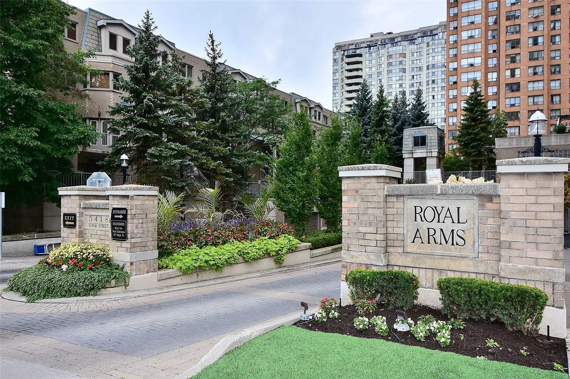 5418 Yonge St, Toronto, Ontario (ID C4897608)