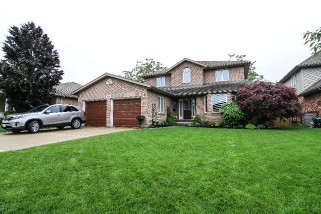 3156 BROOKSIDE CRES, Sarnia, Ontario (ID 201569499)