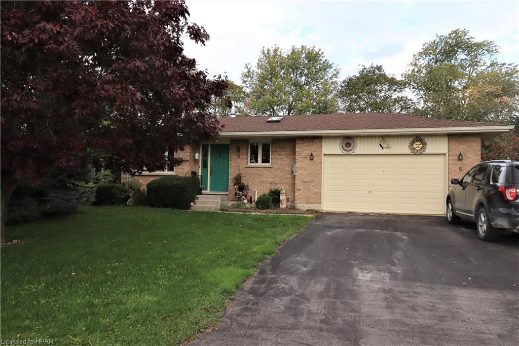5 ANNA Court, Vanastra, Ontario (ID 40173390)