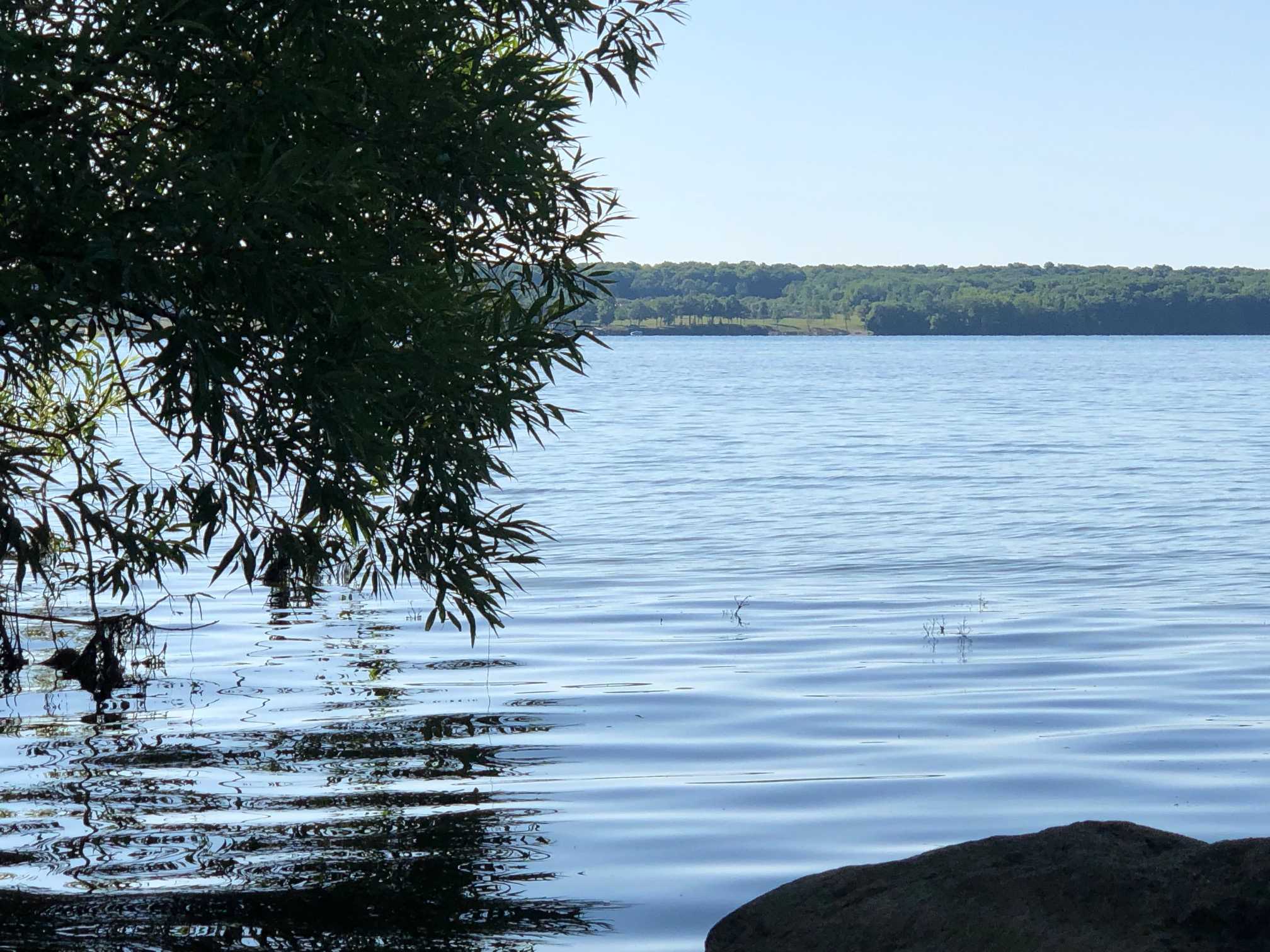 143 Pleasure Point Lane, Wolfe Island, Ontario (ID K19005641)