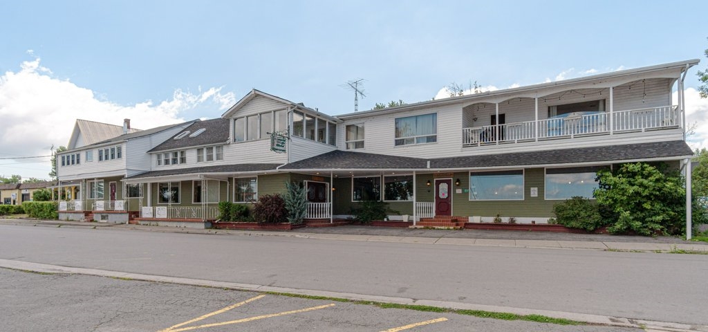 1237 Main Street, Wolfe Island, Ontario (ID K20004070)