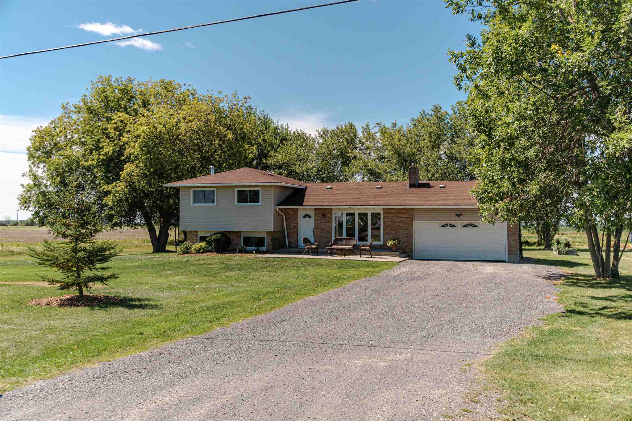 701 Highway 95, Wolfe Island, Ontario (ID K20004983)