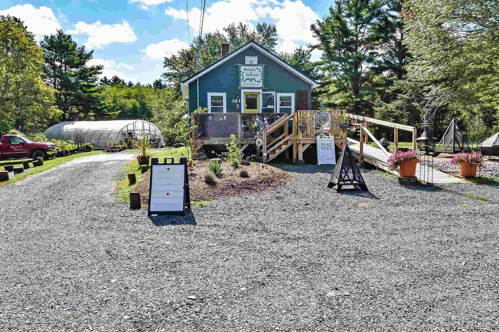 361 Victoria Road, Bridgewater, Nova Scotia (ID 202123332)