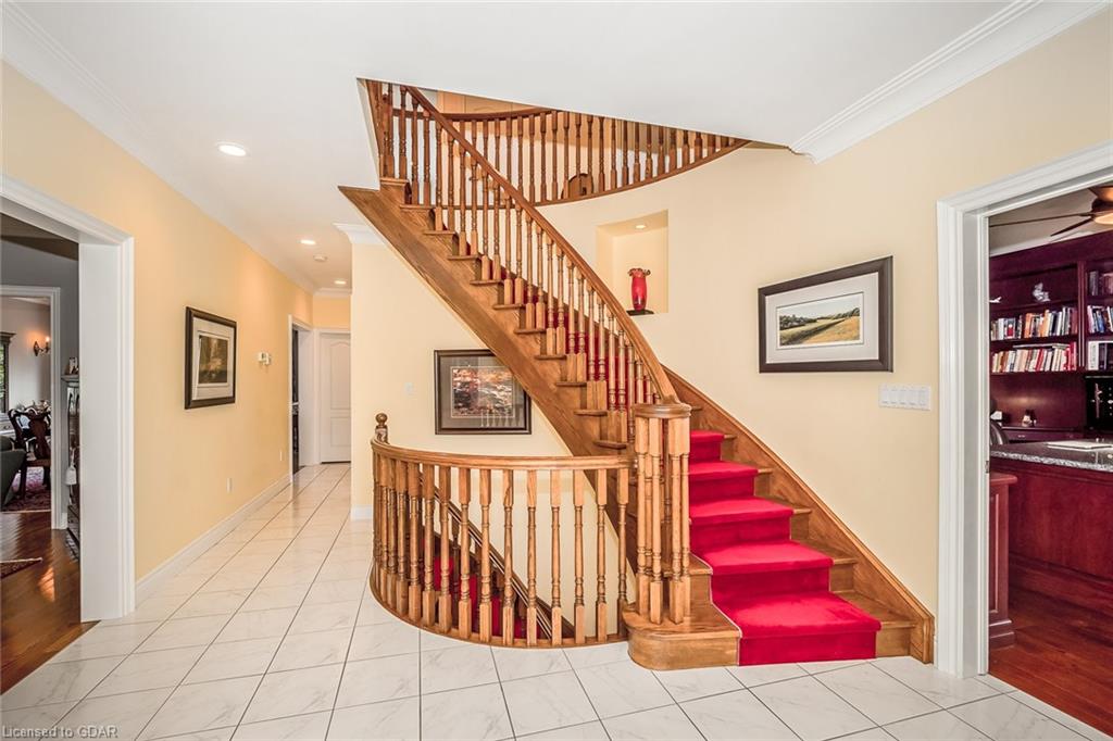 35 MANRESA Court, Guelph, Ontario (ID 30802821) - image 9