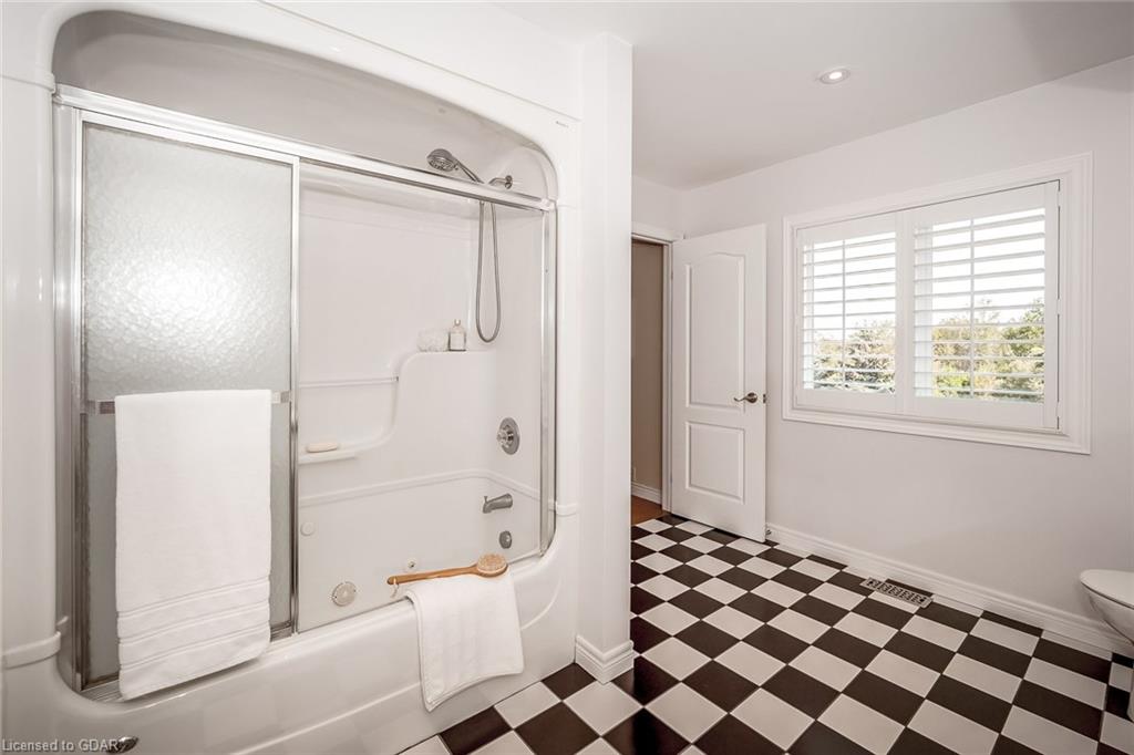 35 MANRESA Court, Guelph, Ontario (ID 30802821) - image 26