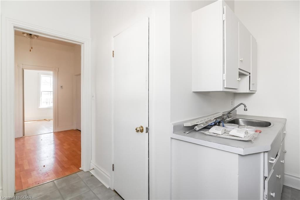 29,31,35,37 FOUNTAIN Street W, Guelph, Ontario (ID 40017452) - image 28