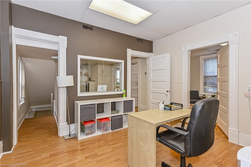 3 Paisley Street, Guelph, Ontario (ID 30811747) - image 19