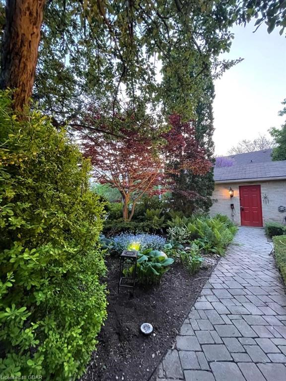 102 ERAMOSA Road, Guelph, Ontario (ID 40059672) - image 48