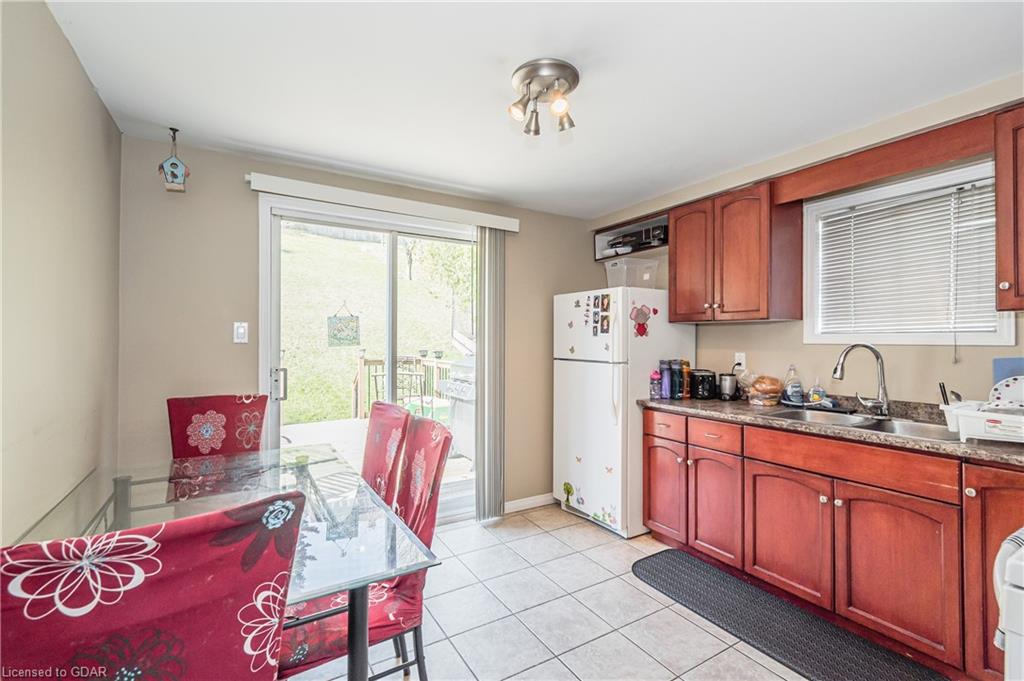 108 FRESHMEADOW Way, Guelph, Ontario (ID 40242848) - image 17